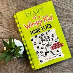 📚 3/$25 BOOKS!! 📚 Diary of a Wimpy Kid Hard Luck. Book 8. By Jeff Kinney.